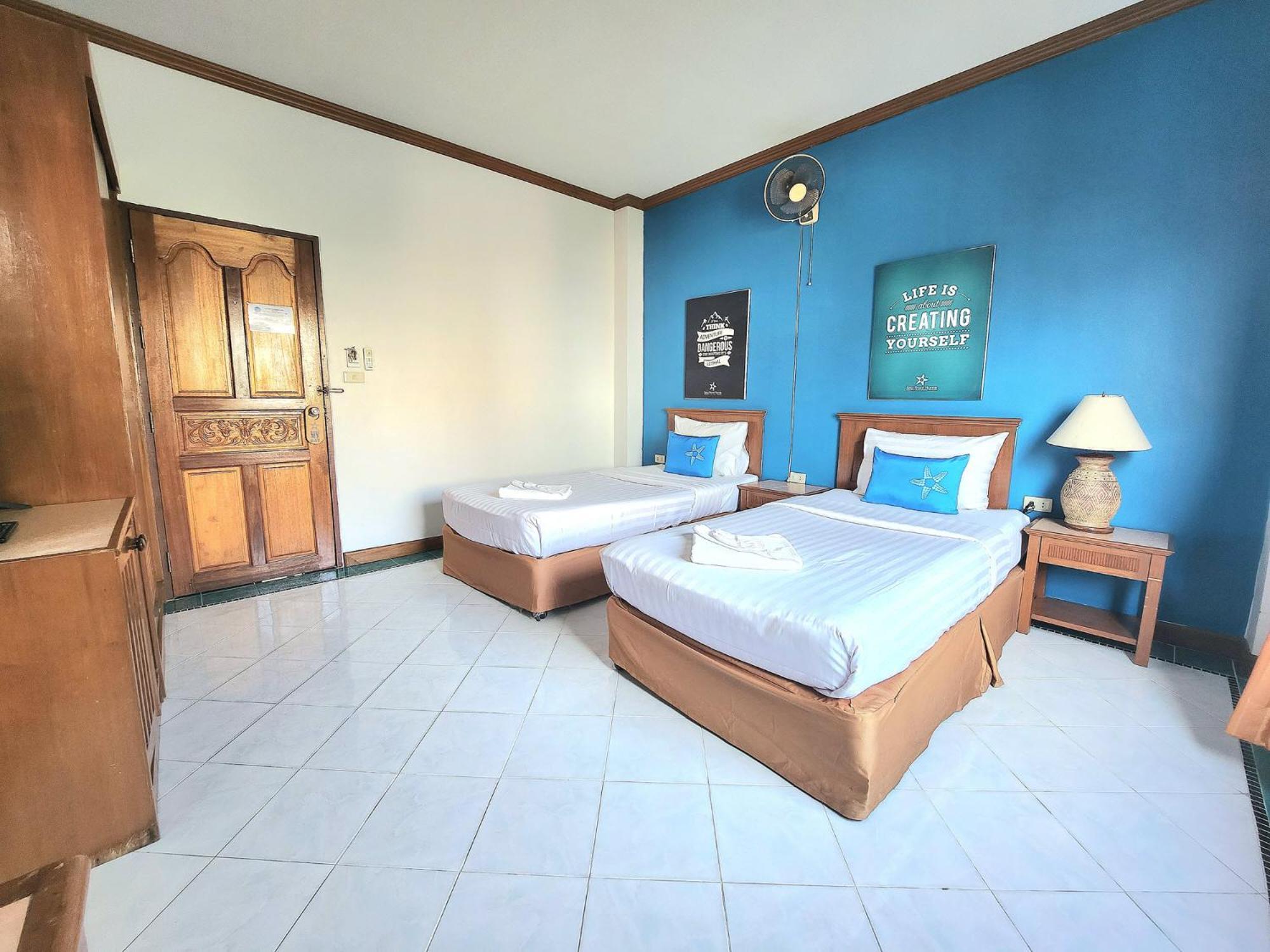 Sea Front Home Hotel - Patong Beach Exteriér fotografie