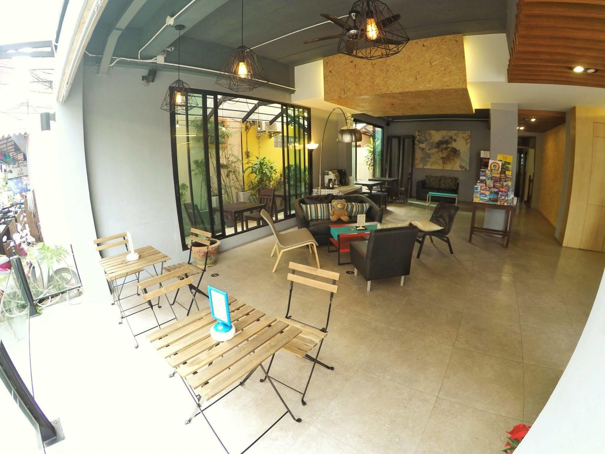 Sea Front Home Hotel - Patong Beach Exteriér fotografie